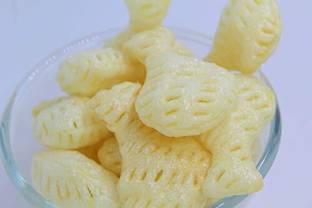 SINDHI KAKO Bat Chips | 800g | Crispy & Crunchy Snack | Ready to Fry