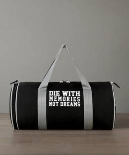 Dmade water resistant premium quality sports bag with separate shoe compartment