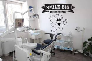 stylishdecor 65 cm s_babyteeth Self Adhesive Sticker