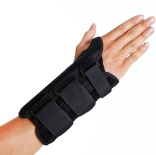 AGE CARE Adjustable Wrist Support Carpal Tunnel for Pain Fracture Gym Wrist Splint(right) Splints