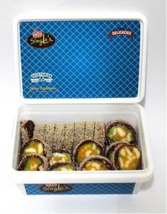 Singla Sweets Anjeer Fig Cake Box
