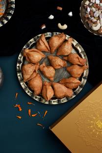 HyperFoods Diwali sweets gift Milkcake Samosa Diwali gift hampers for Employees Box