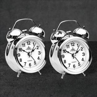 ONEKLIK Analog Silver Clock