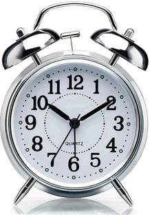 GLOBCRATE Analog Silver Clock