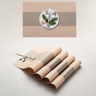 YELONA Rectangular Pack of 4 Table Placemat