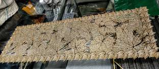 LIVIZA Gold 90 cm Table Runner