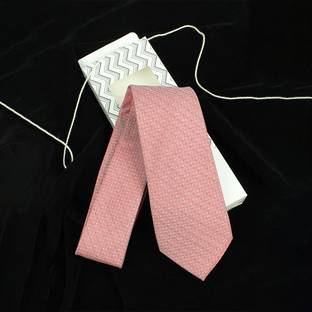 Kovove Checkered Tie