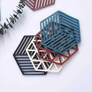 olwick Silicone Trivet Mats and Hot Pads, Hexagon Heat Multifunction Kitchen Tool for Bowl Mats, Dish Mats Placemats(Random Color&Pattern)(Pack Of 4 Pcs) Polyvinyl Chloride Trivet