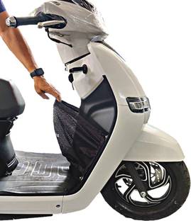 Fibera Smart Compact Basket For iQube Luggage Box Black Polyester Motorbike Saddlebag