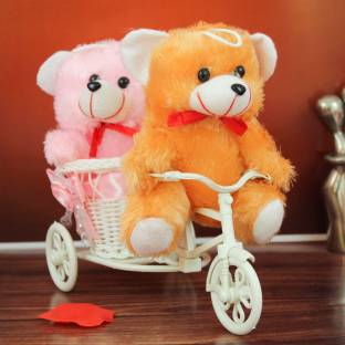 TIED RIBBONS Showpiece Gift Set