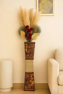 AJ interiors AJ INTERIORS Wooden Vase Wooden Vase