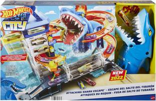 HOT WHEELS Track Set and 1:64 Scale Toy Car, City Shark Escape, Multi-Level Playset