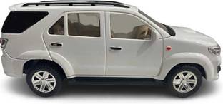 viaan world Miniature Model of Fortune Toy Car