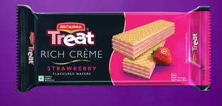 BRITANNIA Treat Rich Creme Strawberry Wafers
