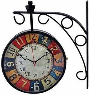 Nutts Analog 20 cm X 20 cm Wall Clock