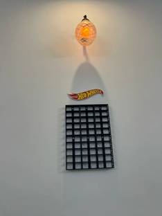 Wyn vouge Display shelf for Hotwheels (Cars not included)