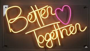 GetGoods Neon Light Better Together