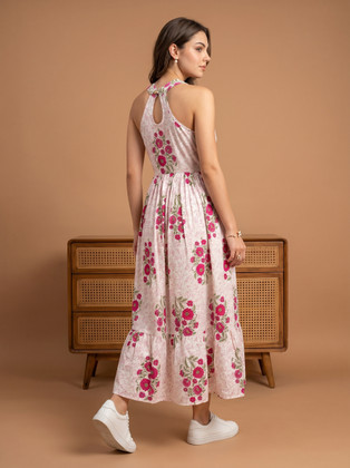 Halter Neck Womens Dresses - Buy Halter Neck Womens Dresses Online at Best  Prices In India | Flipkart.com