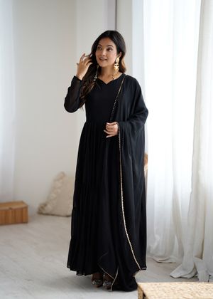 Black Anarkali Dresses - Buy Black Anarkali Dresses online at Best Prices  in India | Flipkart.com