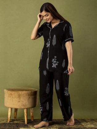 Night Dresses And Nighties