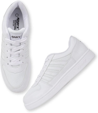 sparx white sneakers flipkart