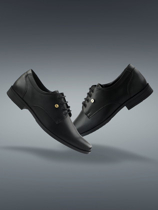 Clarks Formal Shoes - Buy Clarks Formal Shoes Online at Best Prices In  India
