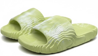 yeezy slides flipkart