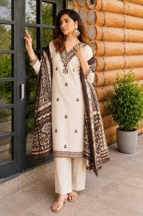 GODRAM A_C_01 Floral Print, Embroidered Kurta, Trouser/Pant & Dupatta Set