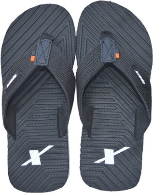 sparx white chappal