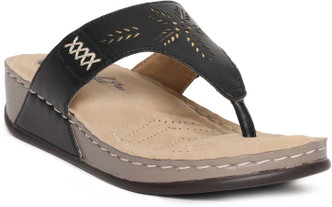 paragon ladies chappal design