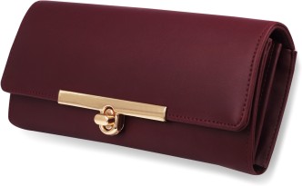 branded clutches