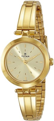 titan watch under 2000