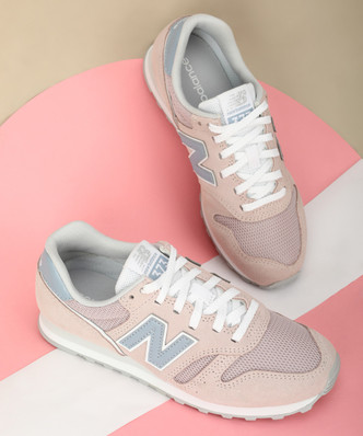 new balance women's shoes