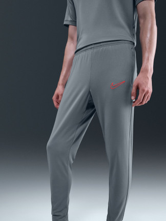 nike joggers flipkart