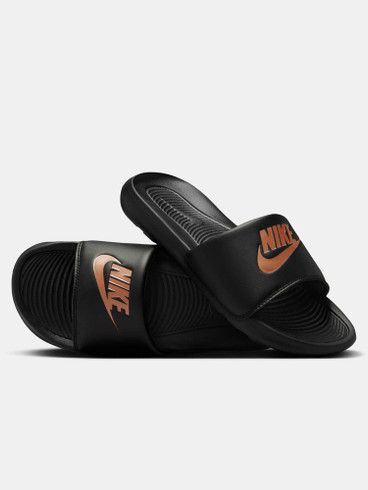 flipkart nike flip flops