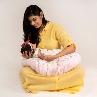 Buy Baby Feeding Pillows Online In India At Best Prices Flipkart