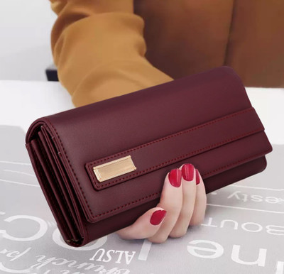 Flipkart clutches and wallets discount