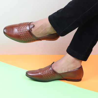 Nagra shoes flipkart on sale