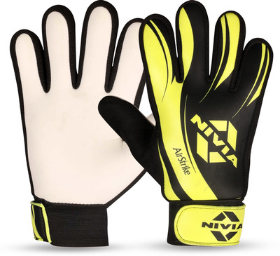 Football gloves black and yellow deals