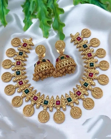 Gold haram shop set designs