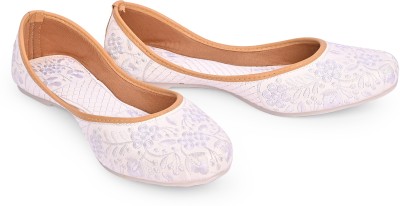 White Ethnic Shoes - Buy White Ethnic Shoes Online at Best Prices In India