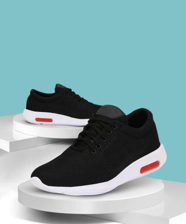 Black sports 2024 shoes flipkart