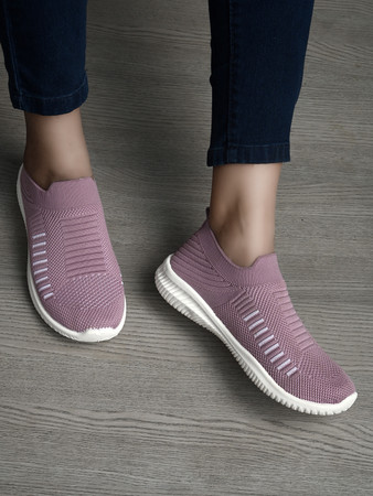 Trekking shoes for girl best sale