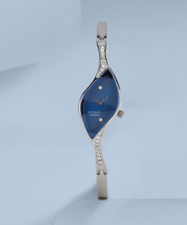 Titan raga outlet watches online shopping