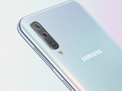 Samsung a50 silver top
