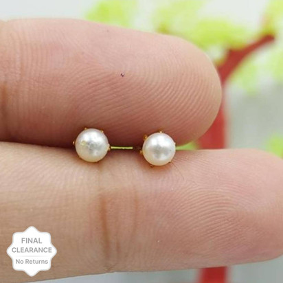 zevarhouse Pearl Gold plated Plated Brass Nose Stud Set Price in