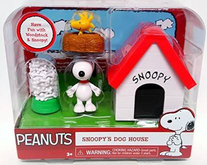 Just Play Peanuts Snoopy's Dog House w Woodstock New 2015 Figures