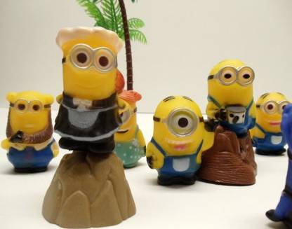 Despicable Me 14 Piece Minion Playset Featuring 2" Minionand Beach Scene
