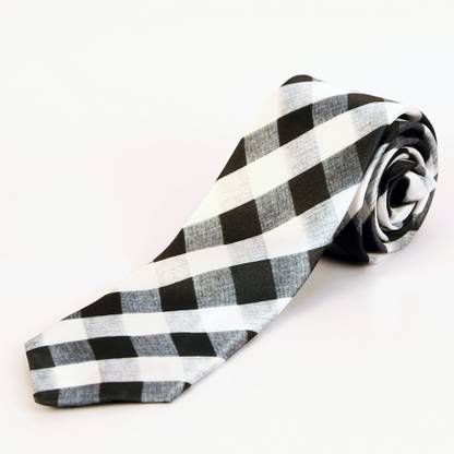 ब्लैकस्मिथ Black And White Husk Checks Design पुरुषों के लिए चेकर्ड टाई