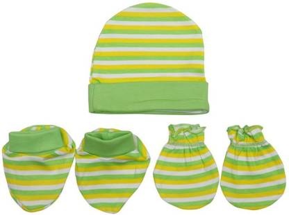 Morisons Baby Dreams Cap mitten and Bootees